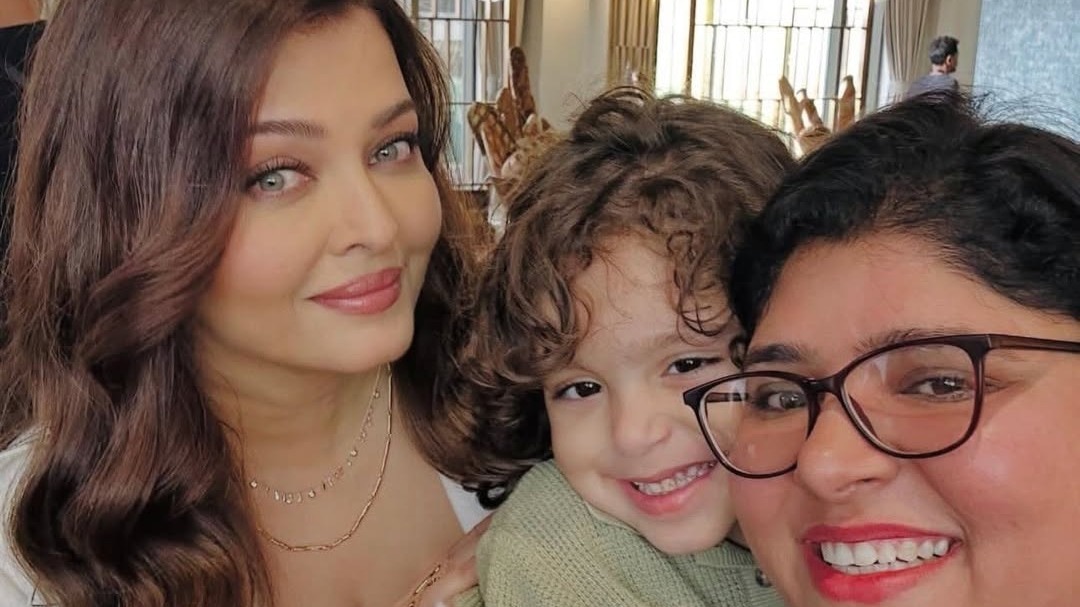 किस प्रोजेक्ट की शूटिंग कर रहीं ऐश्वर्या? नन्हे आर्टिस्ट संग सेल्फी वायरल