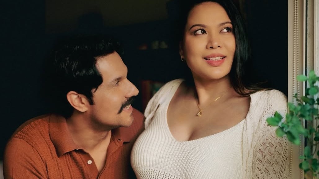 पापा बनने वाला है मशहूर एक्टर, पत्नी का थामा बेबी बंप, हुआ रोमांटिक