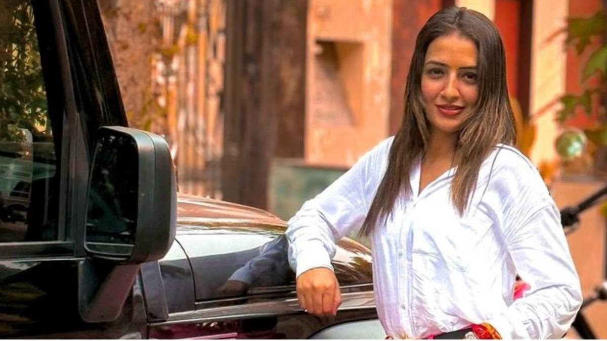 'बच्चा पालने को सोना पड़े तो कर दूंगी' बोलकर फंसी 'वड़ापव गर्ल'