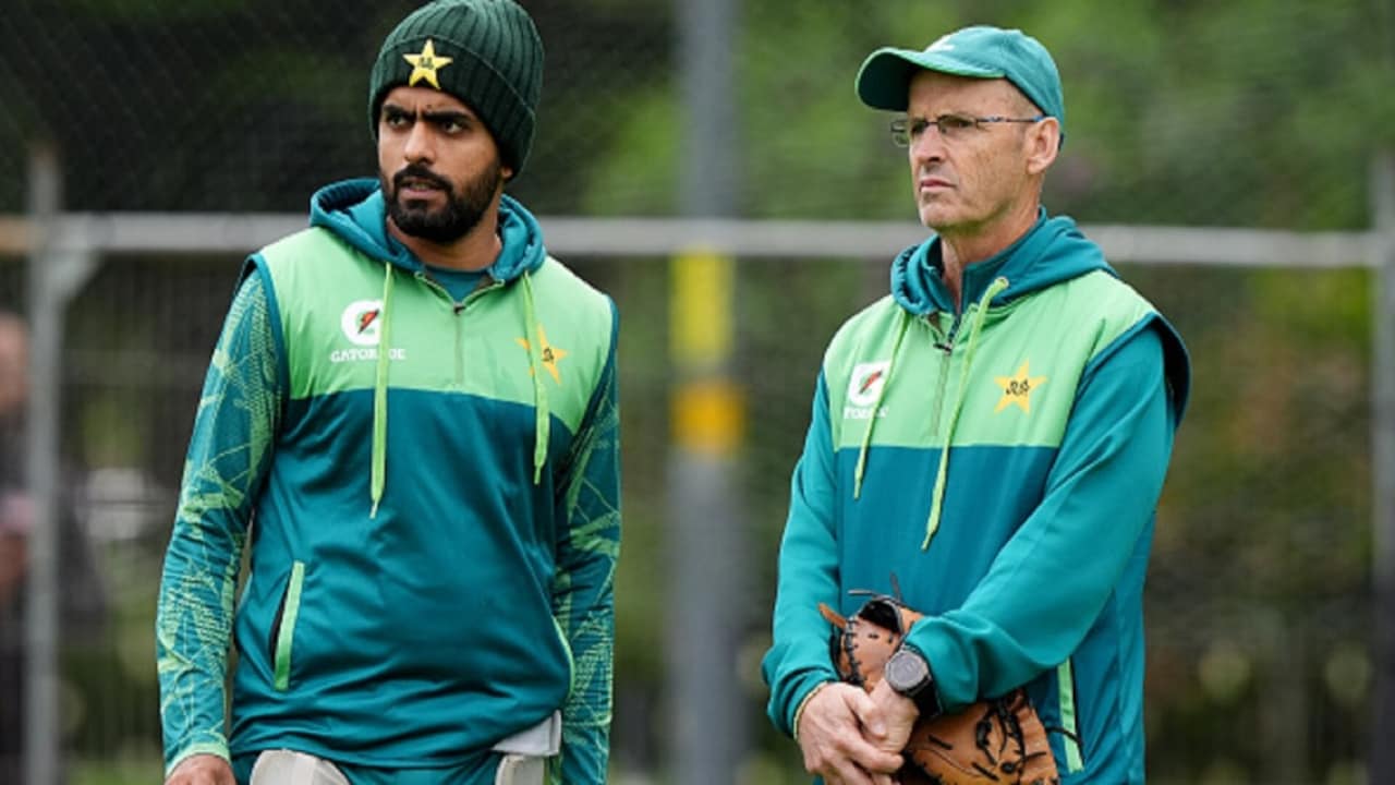 कोच बने, 6 महीने में छोड़ी कुर्सी! इस दिग्गज ने खोली PAK क्रिकेट की पोल