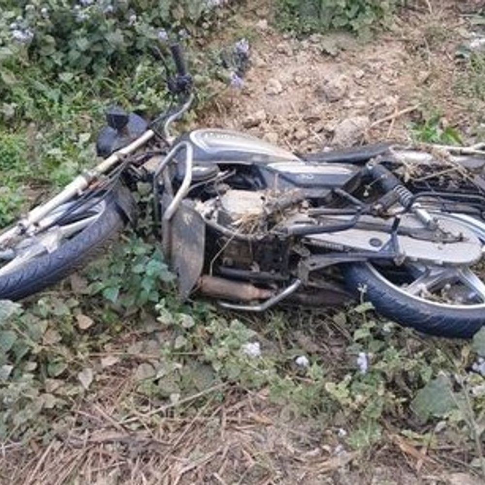 कल की बड़ी खबरें, क्योंकि आज अखबार नहीं है:अमेठी में सड़क किनारे गड्ढे में मिला युवक का शव, हर्षोल्लास से मनी होली