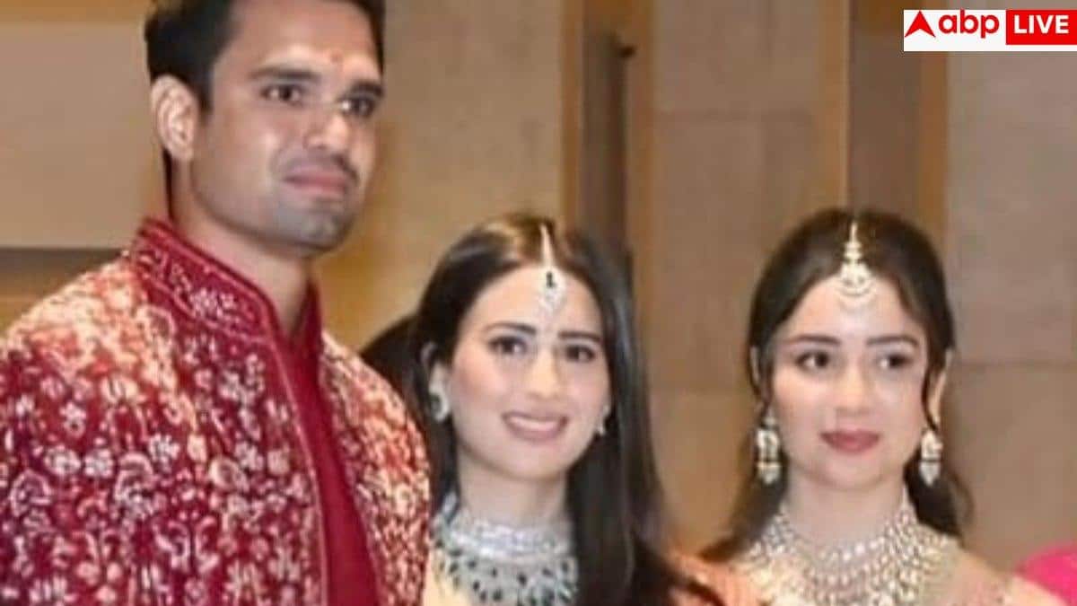 Sara Tendulkar Saree Look: भाभी सानिया के साथ सारा तेंदुलकर ने बिखेरे जलवे, साड़ी पहन ननद-भाभी ने लूट ली महफिल