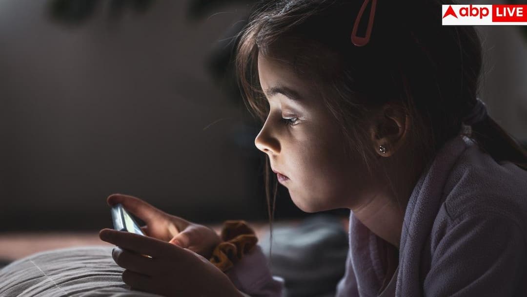 Smartphone Addiction In Kids: बच्चे को स्मार्ट फोन न दें तो रोने लगता है? पैरेंट्स को माननी चाहिए CM Yogi की ये सलाह