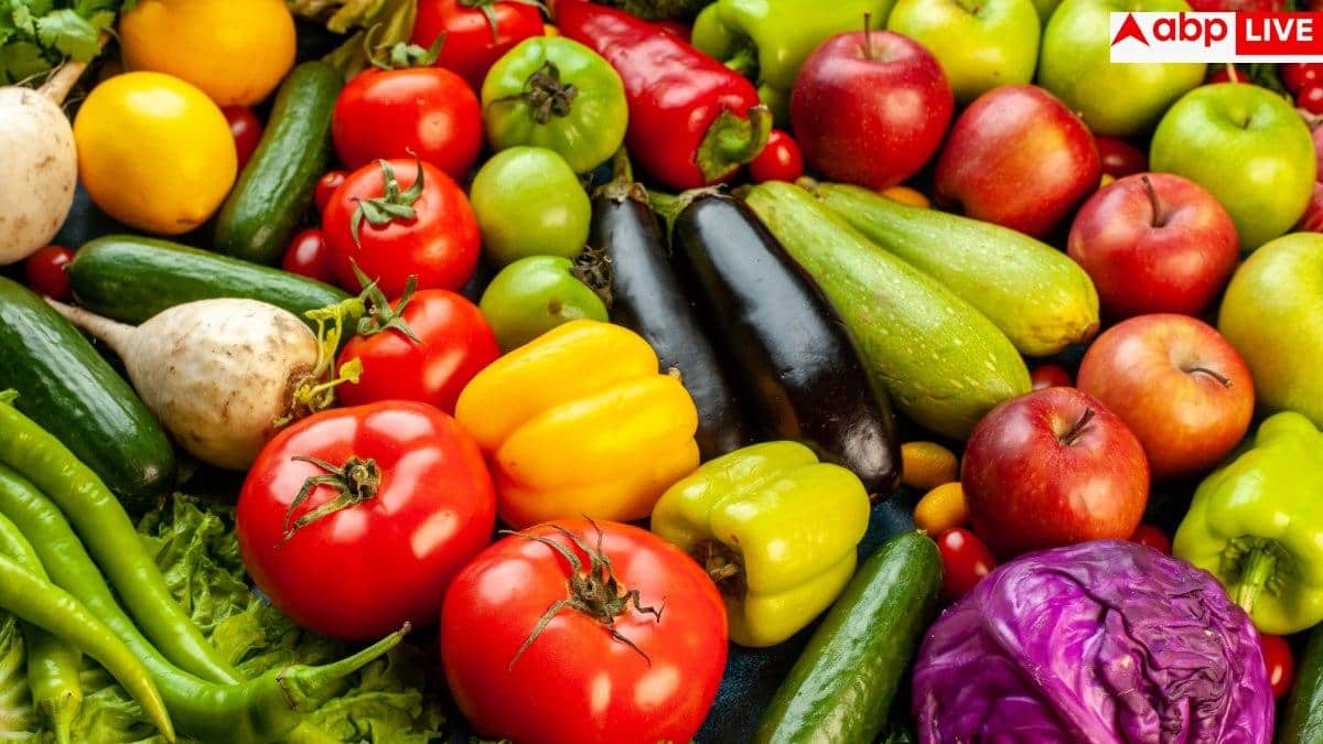 Fruits And Vegetables Storage Tips: एक साथ कभी नहीं रखने चाहिए ये फल और सब्जियां, 99% महिलाएं करती हैं ये गलतियां