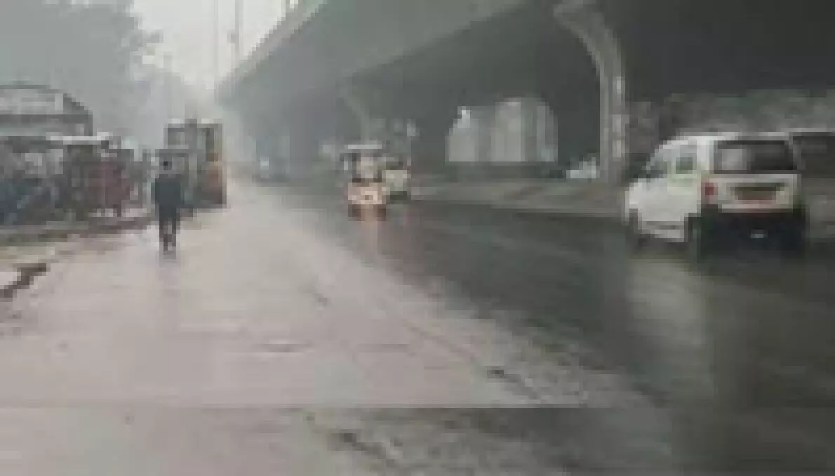 फिर बदलेगा दिल्ली-NCR का मौसम, अगले 24 घंटे में आंधी-बारिश का अलर्ट