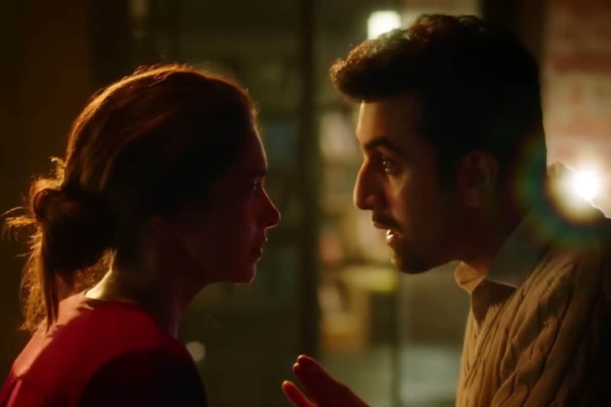 अलका याग्निक-अरिजीत सिंह का वो दर्द भरा गाना, जिसमें रोईं दीपिका पादुकोण, रणबीर कपूर दिखे जिद्दी