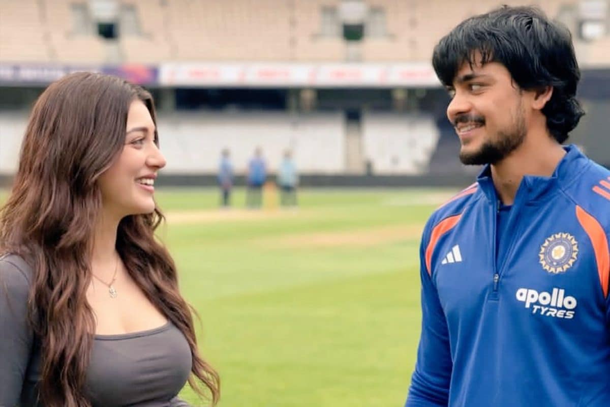 'अगले साल करूंगा शादी, गोद में बच्चा खिलाओगे! ईशान ने दादा दिया जवाब, वर्ल्ड कप जीतकर GF अदिति को लगाया गले