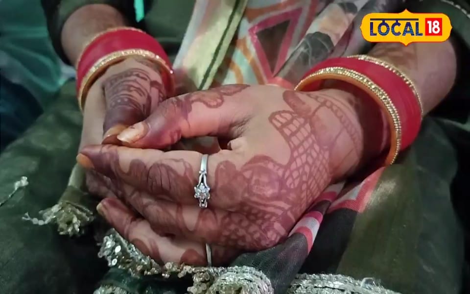 'सोशल मीडिया' वाला प्यार! एक ही मोहल्ले के रवि-गरिमा ने भागकर की कोर्ट मैरिज, अब परिजनों के डर से पहुंचे एसपी की शरण