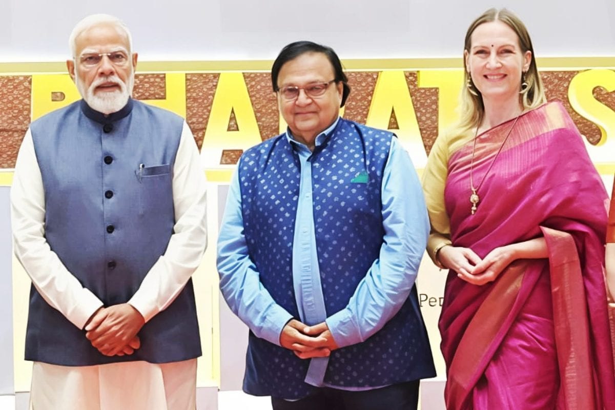 'उनकी आंखों में देश के लिए समर्पण दिखा', 'भारत राइजिंग समिट' में पीएम मोदी से मुलाकात के बाद भावुक हुईं विदेशी एक्ट्रेस