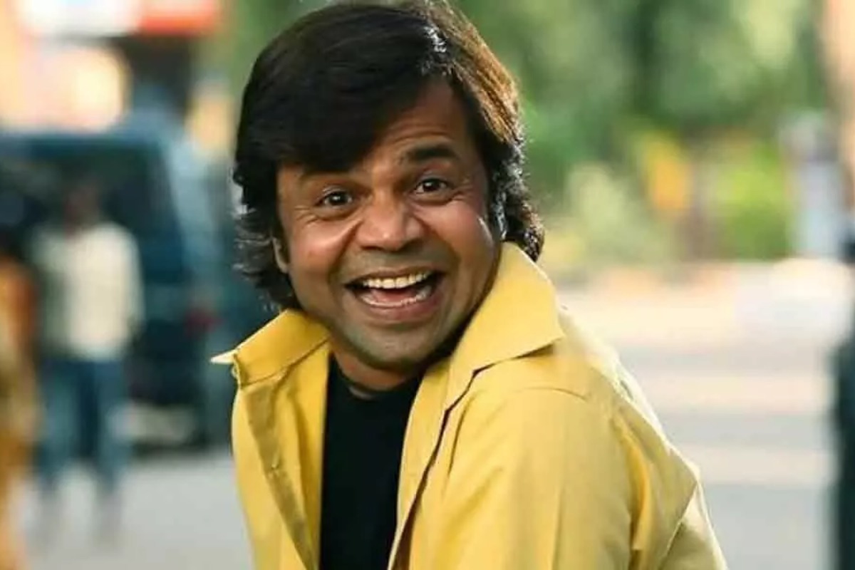 Rajpal Yadav: डायरेक्टर ने फाड़ दी राजपाल यादव की शर्ट, बोला एन्जॉय करो