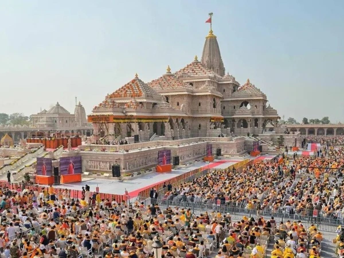 चंद्र ग्रहण 2026: अयोध्या में साढ़े 11 घंटे बंद रहेगा राम मंदिर, जानिए कब खुलेगा राम लला का पट