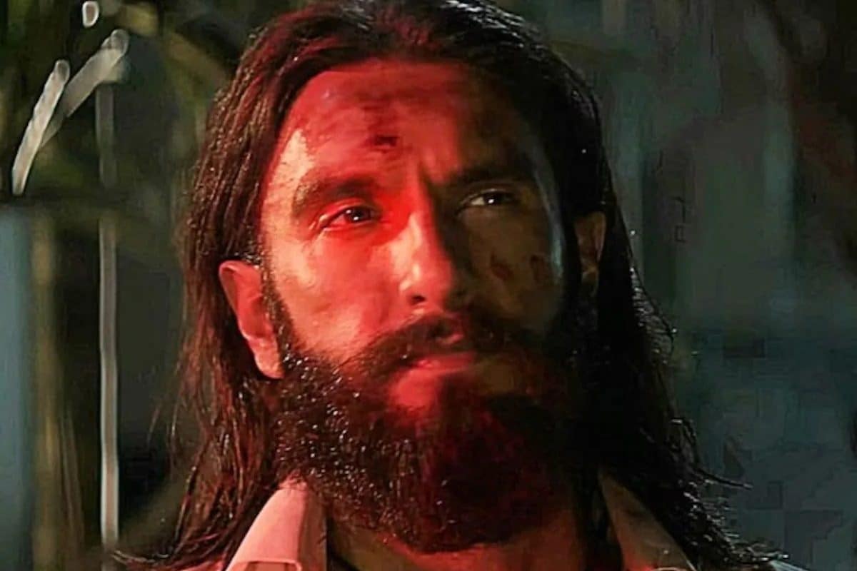 'साइलेंट प्रोपोगैंडा', धुरंधर 2 की तारीफों के बीच फिल्म राइटर का तंज! क्रिप्टिक पोस्ट ने मचाई हलचल