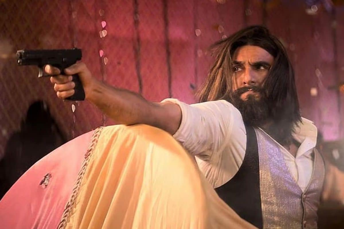 26/11 अटैक से हेयर फ्लिप मोमेंट तक, 'धुरंधर' के वो 7 सींस, जिससे रणवीर सिंह की फिल्म बनी नंबर 1 ब्लॉकबस्टर