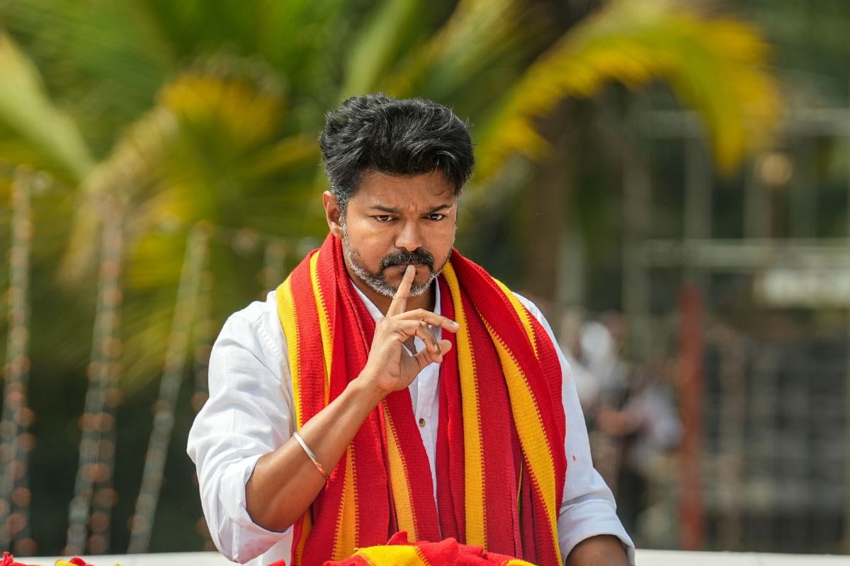 तमिलनाडु चुनाव: टीवीके ने कर दिया उम्मीदवारों का ऐलान, खुद दो जगह से लड़ेंगे सुपरस्टार विजय