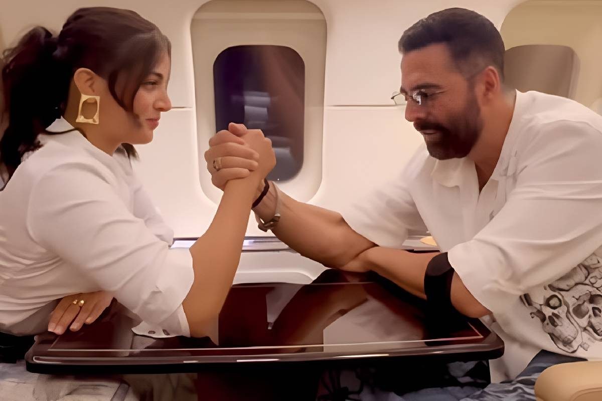 'लड़की और उसकी लिपस्टिक से दूर रहो', जबरदस्त मुकाबले में वामिका से हार गए अक्षय कुमार, दिल जीत रहा वीडियो