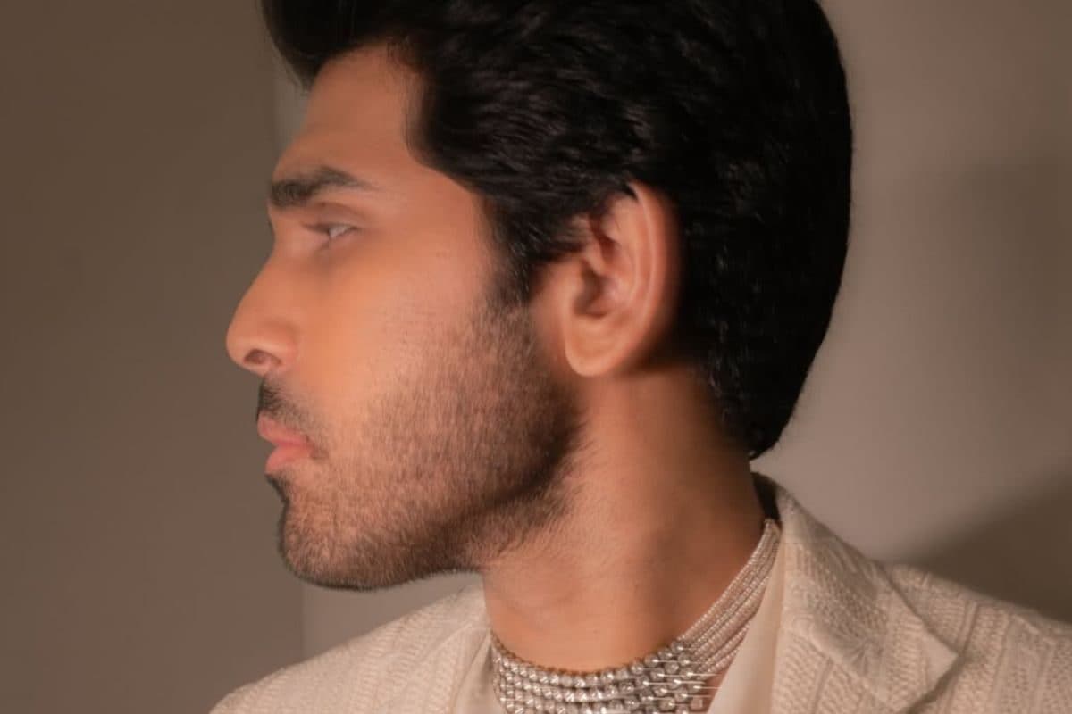 'पुरुष और महिला का फैशन तय करने वाले आप कौन हैं?' शादी में ज्वैलरी पहनने पर ट्रोल हुए अल्लू सिरीश, दिया करारा जवाब