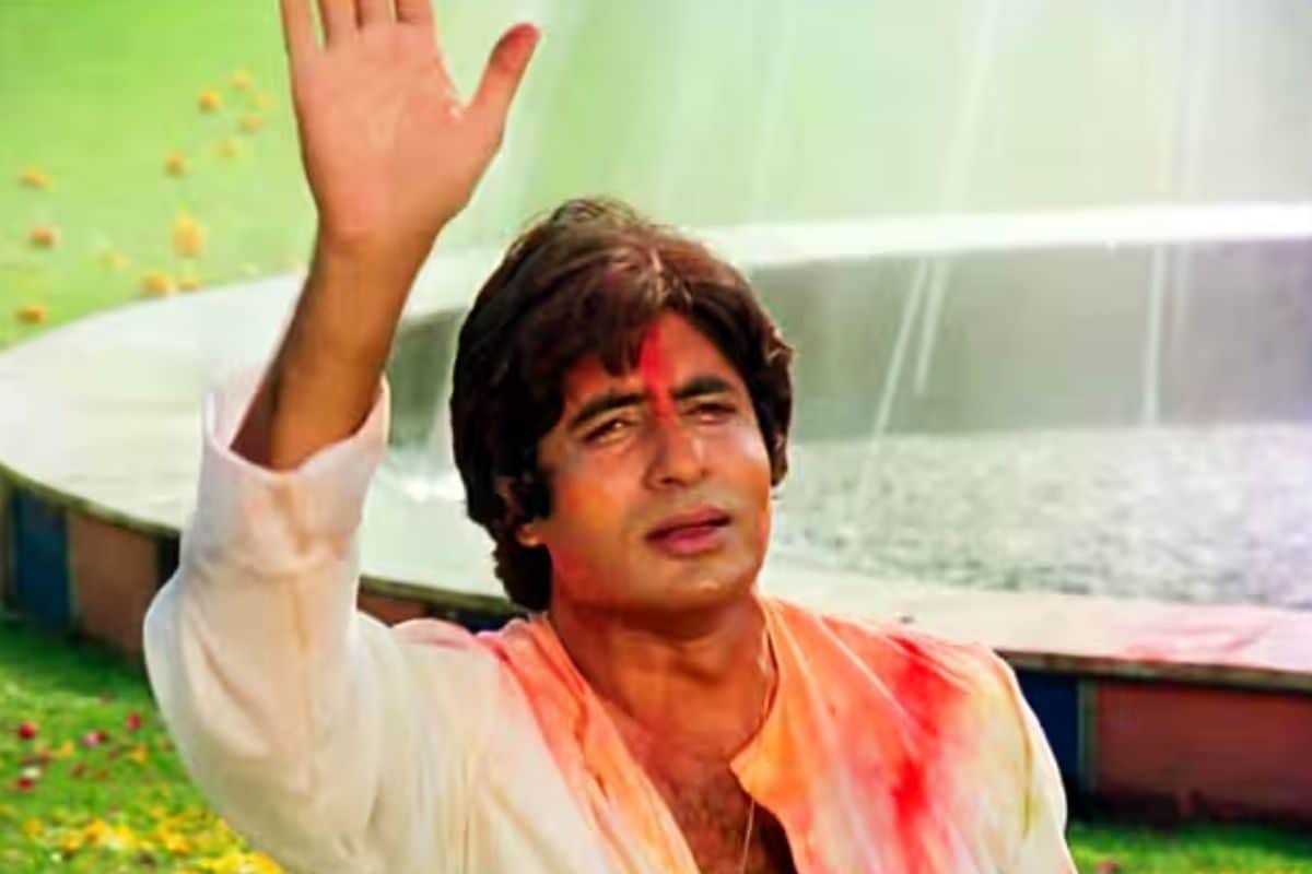 'रंग बरसे' से 'होली खेले रघुवीरा' तक, अमिताभ बच्चन के कालजयी गीत, बिग बी को बनाया फिल्मों का 'होली किंग'