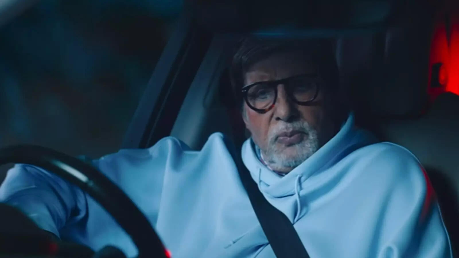 अमिताभ बच्‍चन के ट्वीट पर बिफरे लोग, कहा- T20 जीत का जश्न मनाने में अभद्रता कैसी? 'चुप्‍पी' पर कोसा