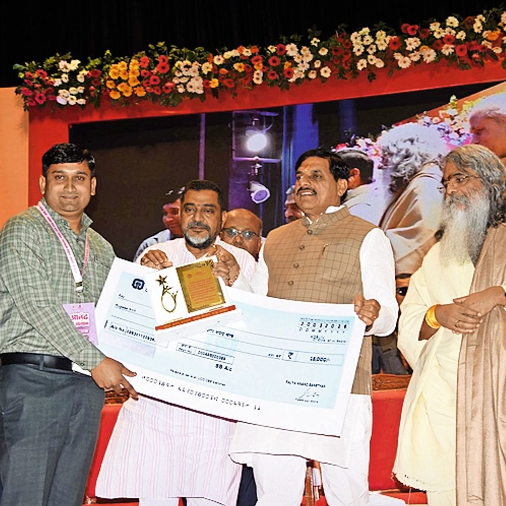 राजा ने प्रदेश में हासिल किया दूसरा स्थान, मुख्यमंत्री ने किया सम्मानित