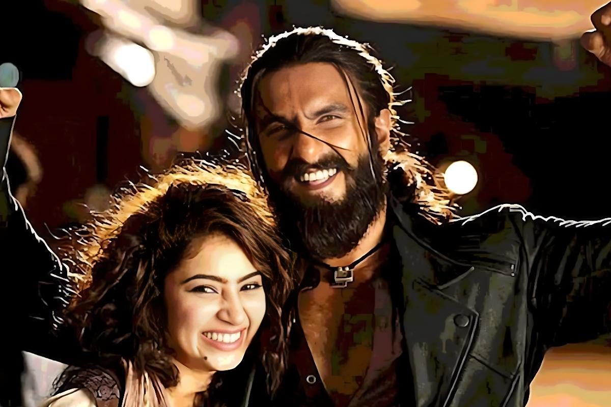 भूल से भी न देखें रणवीर सिंह की 2 डिजास्टर, 3 साल में आई 5 मूवी, एक में किया कैमियो, दूसरी ने कमाए ₹1300 करोड़