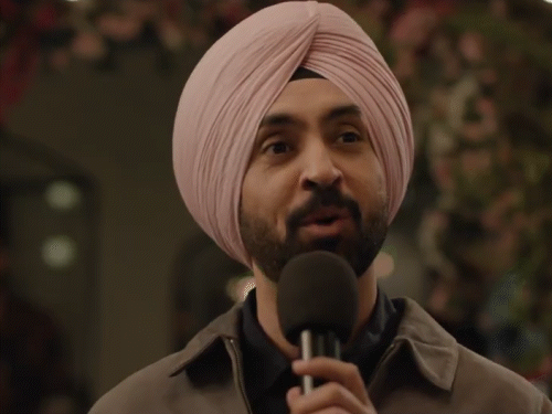 इम्तियाज की फिल्म 'मैं वापस आऊंगा' का टीजर आउट:यूट्यूबर का किरदार निभा रहे हैं दिलजीत दोसांझ; भारत-पाक बंटवारे के बीच दिखेगी अधूरी प्रेम कहानी