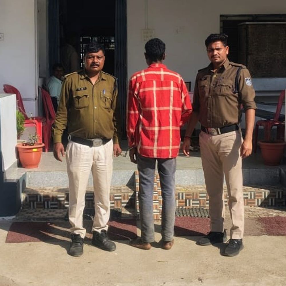 8 साल की बच्ची से रेप का आरोपी गिरफ्तार:उमरिया में बहला-फुसलाकर नाबालिग को साथ ले गया आरोपी