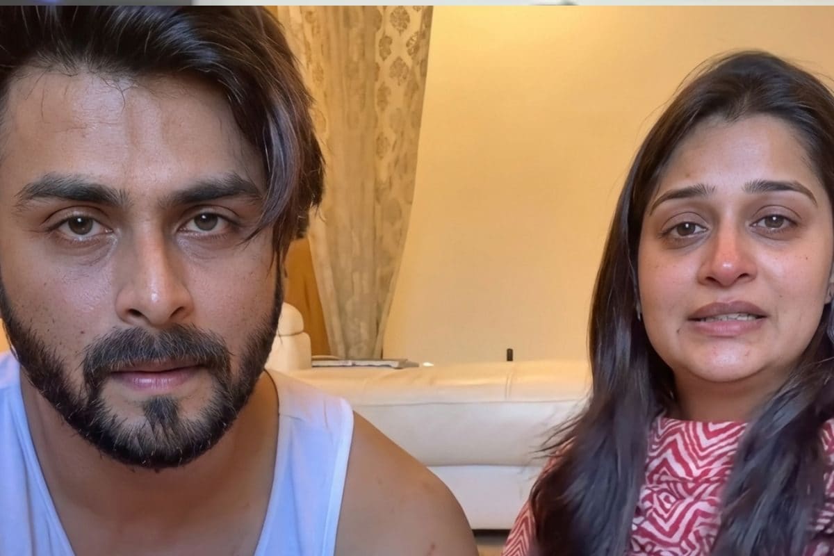 13mm सिस्ट सर्जरी के बाद दर्द में हैं दीपिका कक्कड़, फैंस के मैसेज पढ़ टूटीं एक्ट्रेस, 'बहुत मुश्किल था'