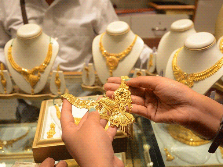 चांदी आज ₹13 हजार बढ़कर ₹2.73 लाख पर पहुंची:10 ग्राम सोना ₹1,700 बढ़कर ₹1.60 लाख हुआ, इस साल ₹27 हजार बढ़ा