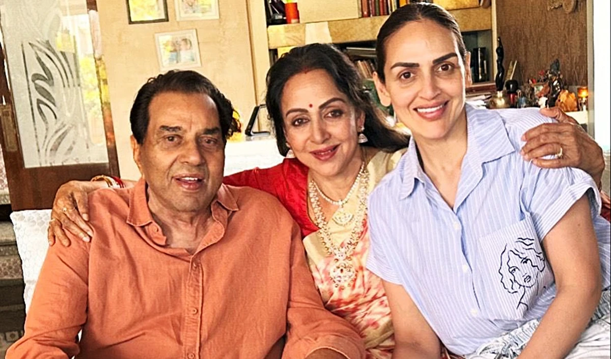 Oscars 2026 Controversy | Dharmendra की अनदेखी पर Esha Deol का भावुक बयान, कहा- पापा को इन छोटी बातों से फर्क नहीं पड़ता