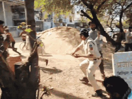 भोपाल में मरीज को देखने से रोका तो भड़के परिजन:पत्थर फेंके, वाहन फोड़े, 3 पुलिसकर्मी घायल; हिरासत में आधा दर्जन हमलावर