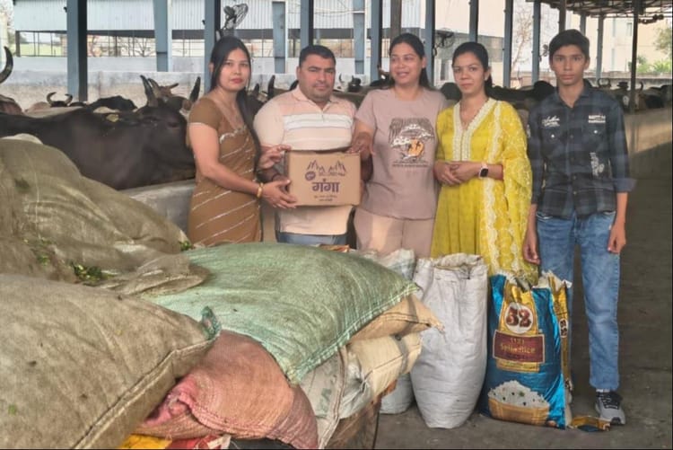 Sonipat News: रितु दहिया ने गोमाताओं को हरा चारा, गुड़ खिलाकर मनाया जन्मदिन
