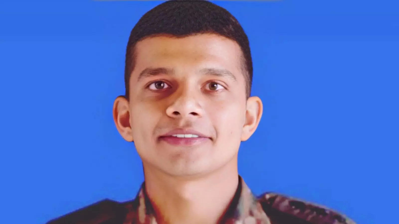देहरादून में कैप्टन प्रशांत चौरसिया साथी की जान बचाने के दौरान हुए शहीद, गाजीपुर में हुआ अंतिम संस्‍कार