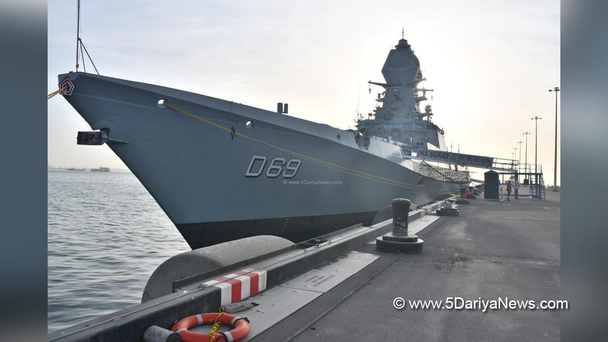 ओमान की खाड़ी के पास नौसेना का युद्धपोत तैनात, जरूरत पड़ने पर मिडिल ईस्ट में फंसे भारतीयों को निकालने के लिए होगा इस्तेमाल