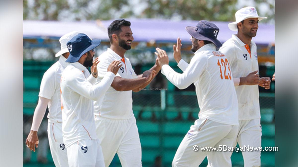 रणजी ट्रॉफी : जम्मू-कश्मीर ने रचा इतिहास, 8 बार की विजेता कर्नाटक से छीना खिताब