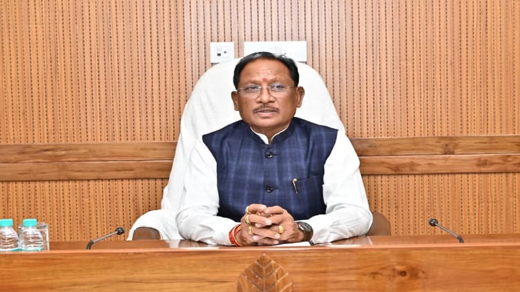 छत्तीसगढ़ कैबिनेट के बड़े फैसले: धर्म स्वातंत्र्य विधेयक को मंजूरी, 13 राजनीतिक प्रकरण वापस लेने की स्वीकृति