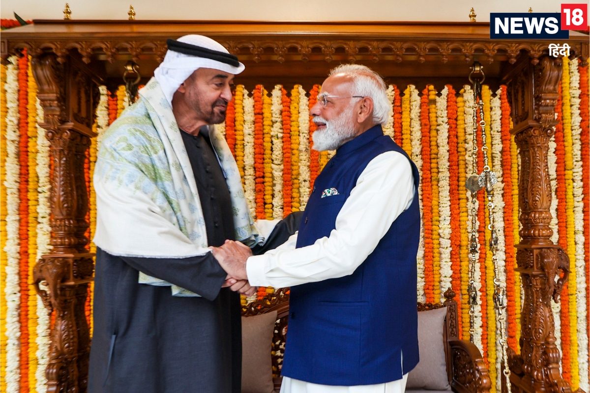 भारत यूएई के साथ खड़ा है...: ईरान के भीषण हमलों के बीच पीएम मोदी ने यूएई के राष्ट्रपति से की बात