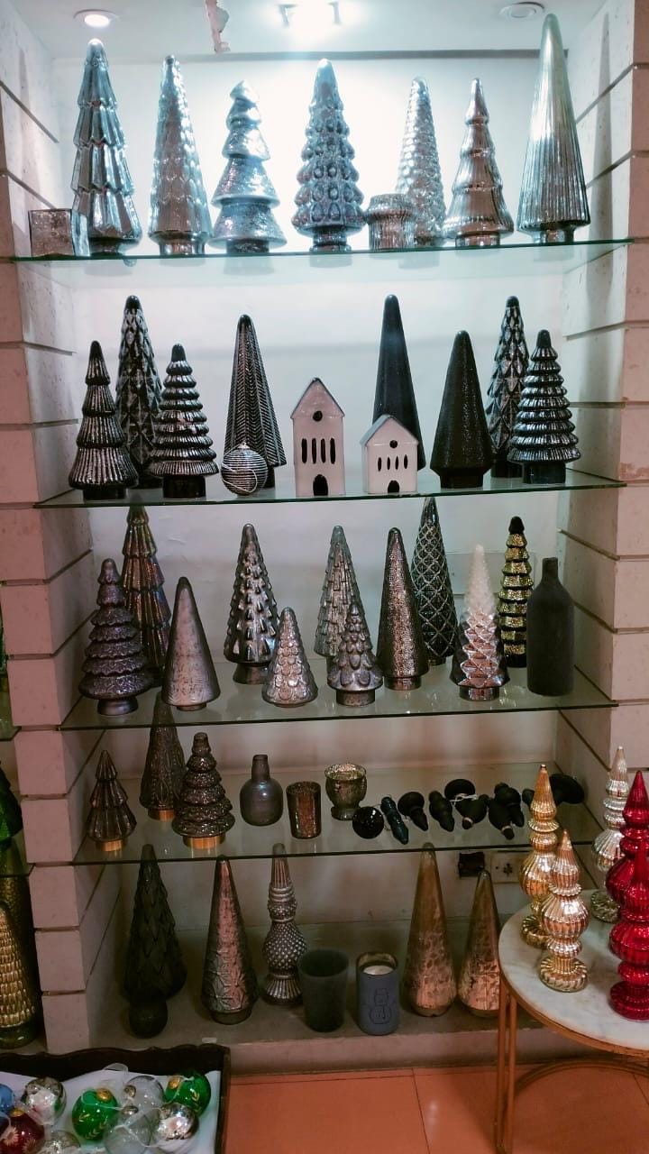 Firozabad News: ईरान पर हमले की तपिश में झुलसेगा कांच उद्योग, निर्यात पर असर