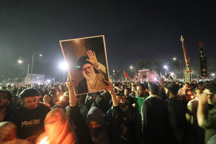 लखनऊ: खामनेई की मौत पर सन्नाटे में डूबा लखनऊ, बंद किया गया इमामबाड़ा, चप्पे चप्पे पर तैनात है पुलिस; तस्वीरें