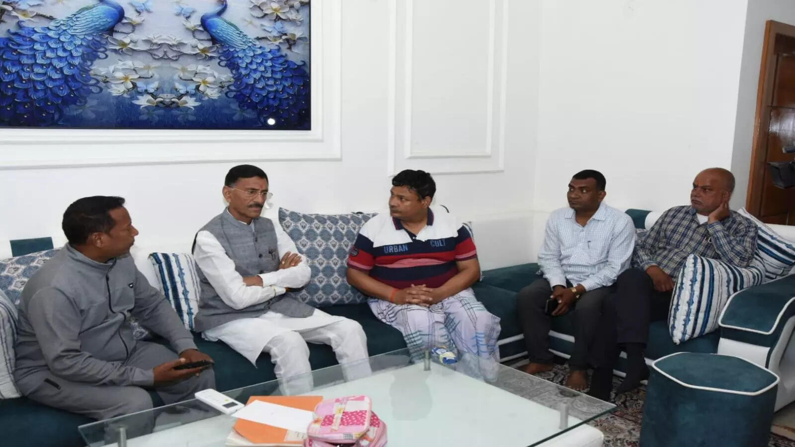 Hormuz Crisis: दुबई के अस्पताल में पड़ा है कैप्टन राकेश रंजन का पार्थिव शरीर, परिजनों ने रक्षा राज्यमंत्री से लगाई गुहार