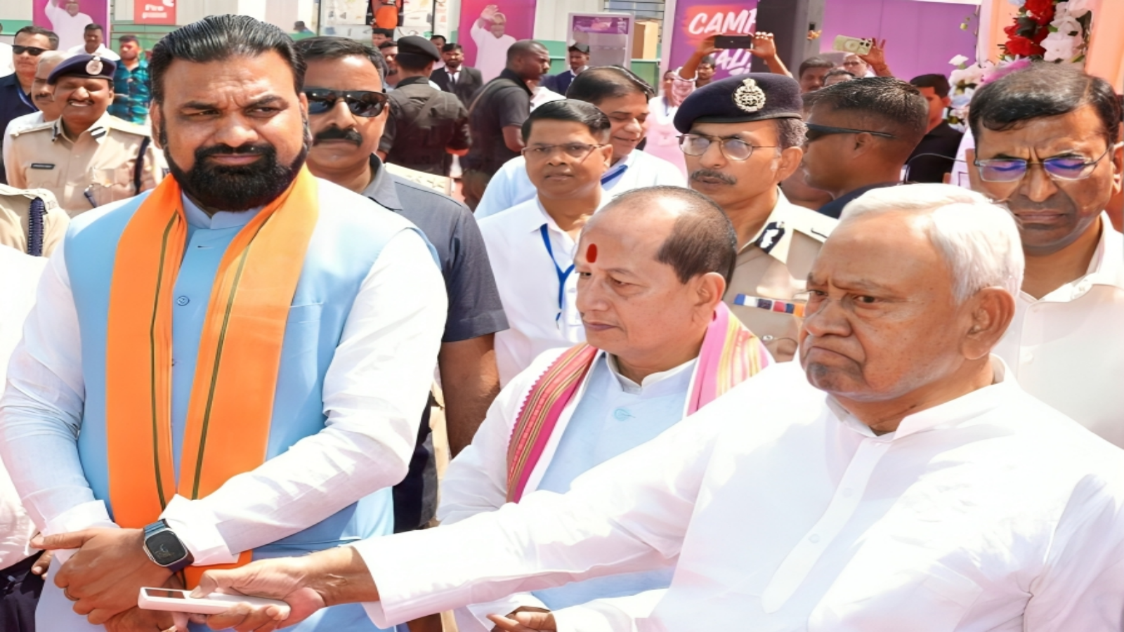 क्या बिहार में खत्म होने वाली है शराबबंदी? सम्राट के बयान और नीतीश के दिल्ली प्लान ने बढ़ाई हलचल