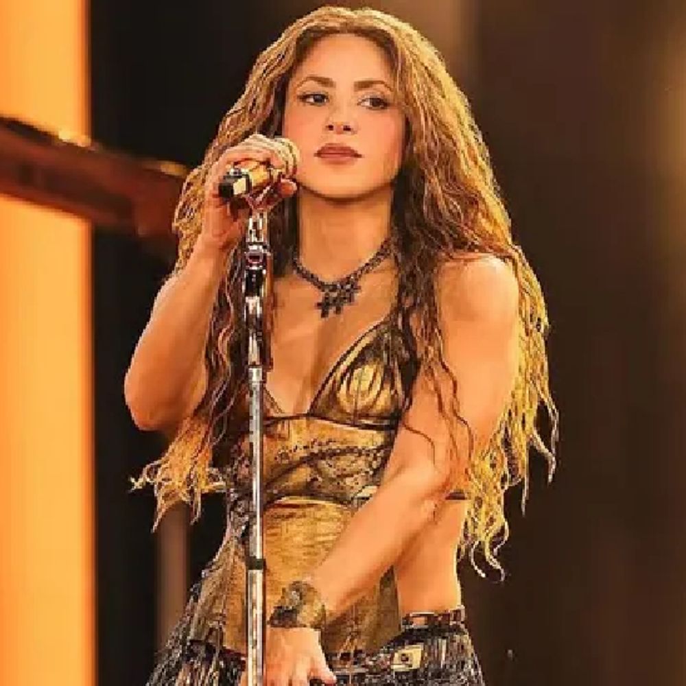 पॉपस्टार शकीरा: संघर्ष से सफलता की कहानी:आवाज पर ताने, शुरुआती एलबम फ्लॉप रहे, हैमरेज भी हुआ, आज शीर्ष पॉप स्टार