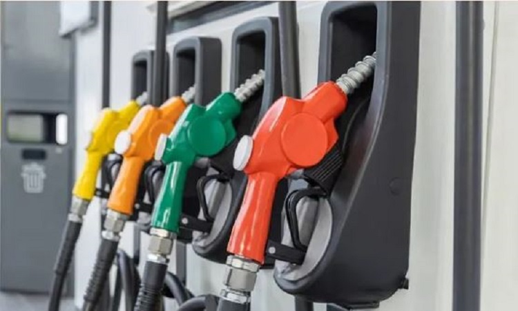 Petrol Price Hike: प्रीमियम पेट्रोल हुआ महंगा, ₹2 तक बढ़ी कीमत - Central Times