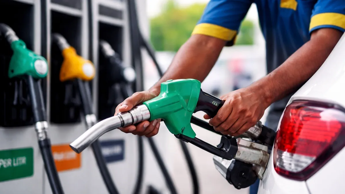 Petrol Price Hike: ईरान जंग का पहला झटका! पावर पेट्रोल हुआ महंगा, इतना बढ़ा दाम, चेक करें लेटेस्ट रेट