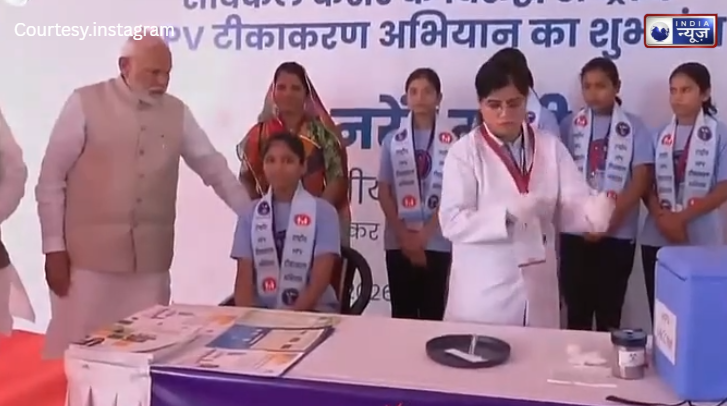 कैंसर मुक्त भारत की ओर PM Modi का 'महाकदम': 14 साल की बेटियों के लिए शुरू हुआ देशव्यापी HPV वैक्सीनेशन!