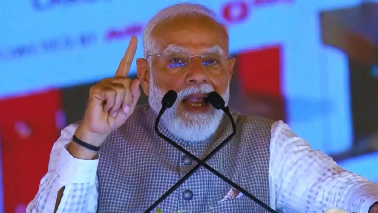 तेल संकट पर पीएम मोदी की बड़ी अपील, 'लोग एकजुटता से करें वैश्विक संकट का सामना, राजनीति से बचें पार्टियां'