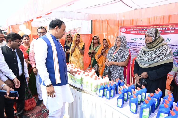 प्रदेश को भय मुक्त कर महिलाओं को आत्मनिर्भर बना रही सरकार: केशव