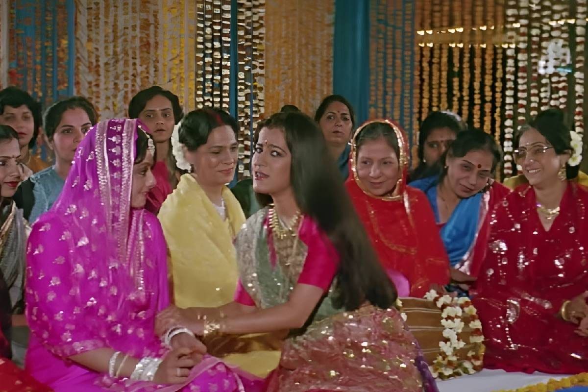 1989 की ब्लॉकबस्टर, 1 ही परमसुंदरी पर मर मिटे थे 2 सुपरस्टार, खिलौना बनकर रह गई थी मिस इंडिया रह चुकी हुस्नपरी