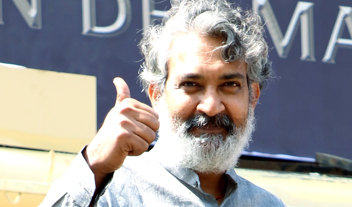 Dhurandhar 2 के मुरीद हुए SS Rajamouli, रणवीर सिंह की एक्टिंग और आदित्य धर के साहस को बताया 'बेमिसाल'