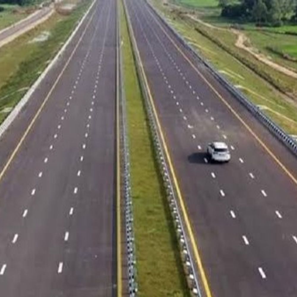 दिल्ली-मुंबई एक्सप्रेस वे कारिडोर 4 लेन होगा:बदनावर-पेटलावद-थांदला-टिमरवानी सेक्शन के लिए केंद्र ने मंजूर किए 3839 करोड़