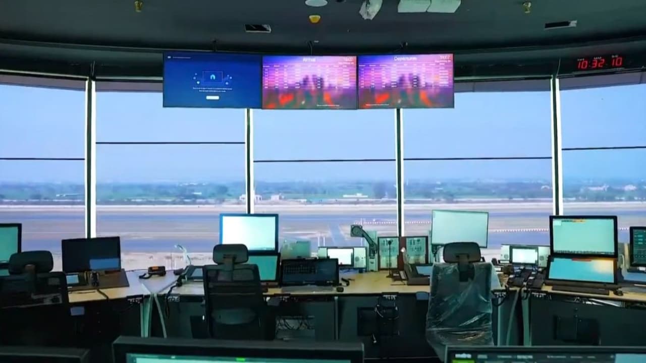 Noida Airport: जेवर एयरपोर्ट से इन शहरों के लिए सीधी फ्लाइट्स, देखें आपकी सिटी लिस्ट में है या नहीं?